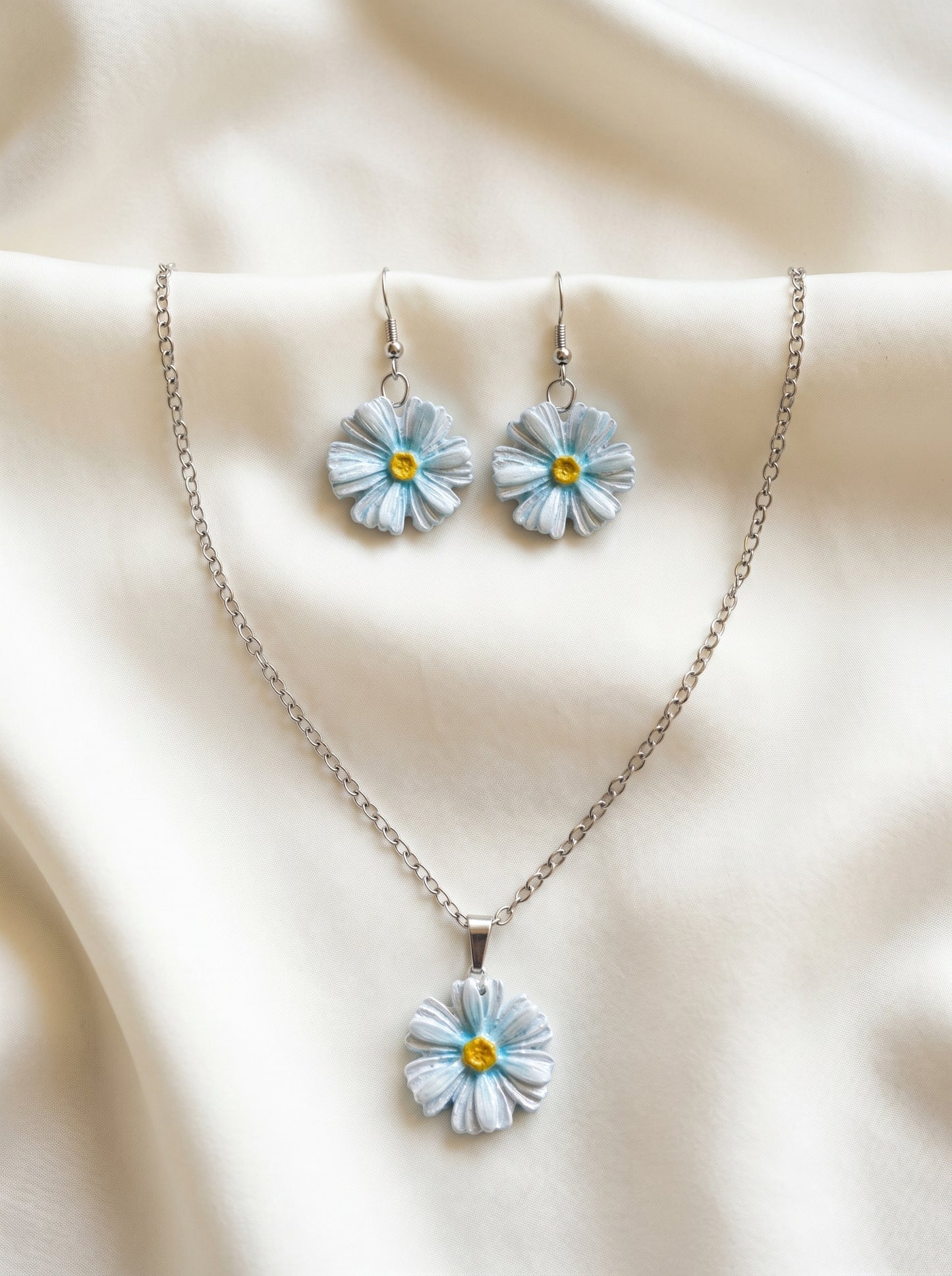Daisy Jewellery Set — Hand-Painted Flower Necklace & Earrings
