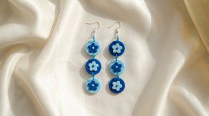 Retro Blue Flower Dangle Earrings — Stacked Daisy Disc Drops