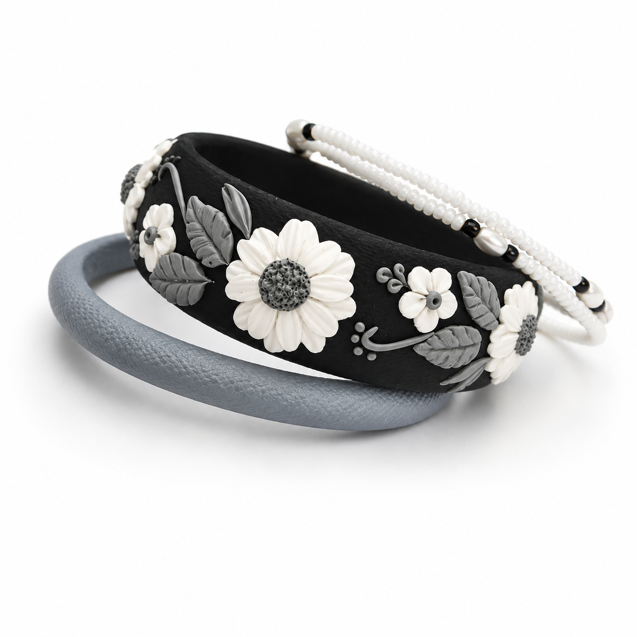 Monochrome Daisy Clay Bangle Set