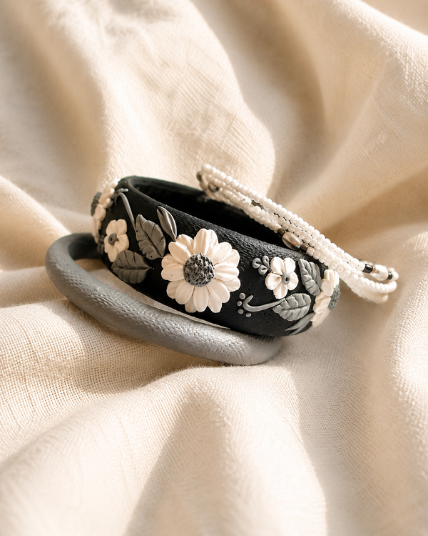 Monochrome Daisy Clay Bangle Set