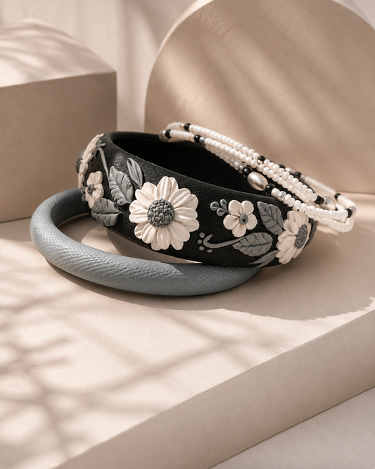 Monochrome Daisy Clay Bangle Set