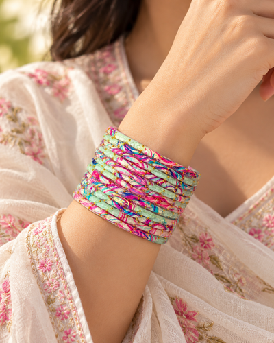 🌸 Pastel Bloom Multicolor Glass Bangles Se