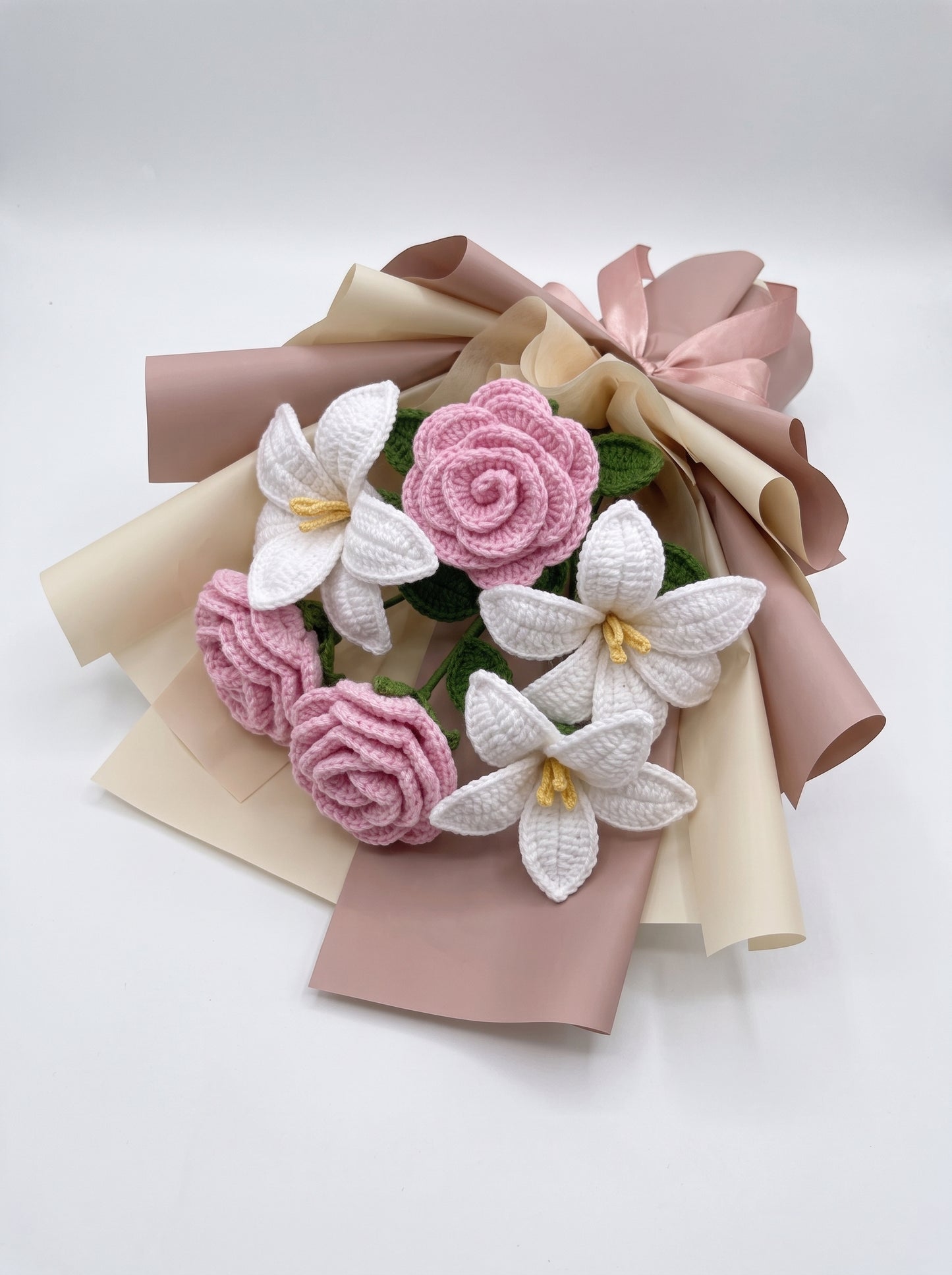 Lily & Rose Crochet Bouquet