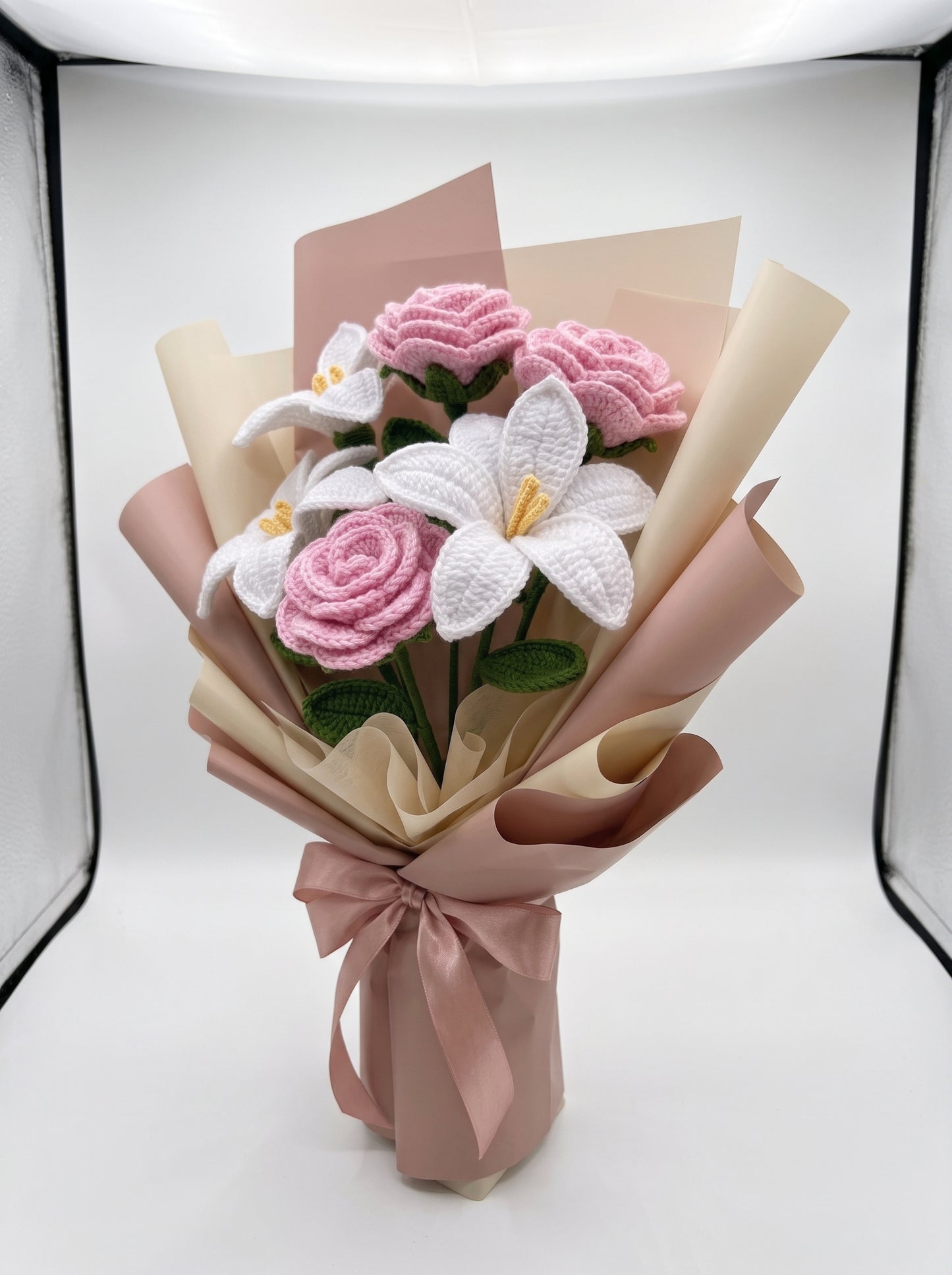 Lily & Rose Crochet Bouquet