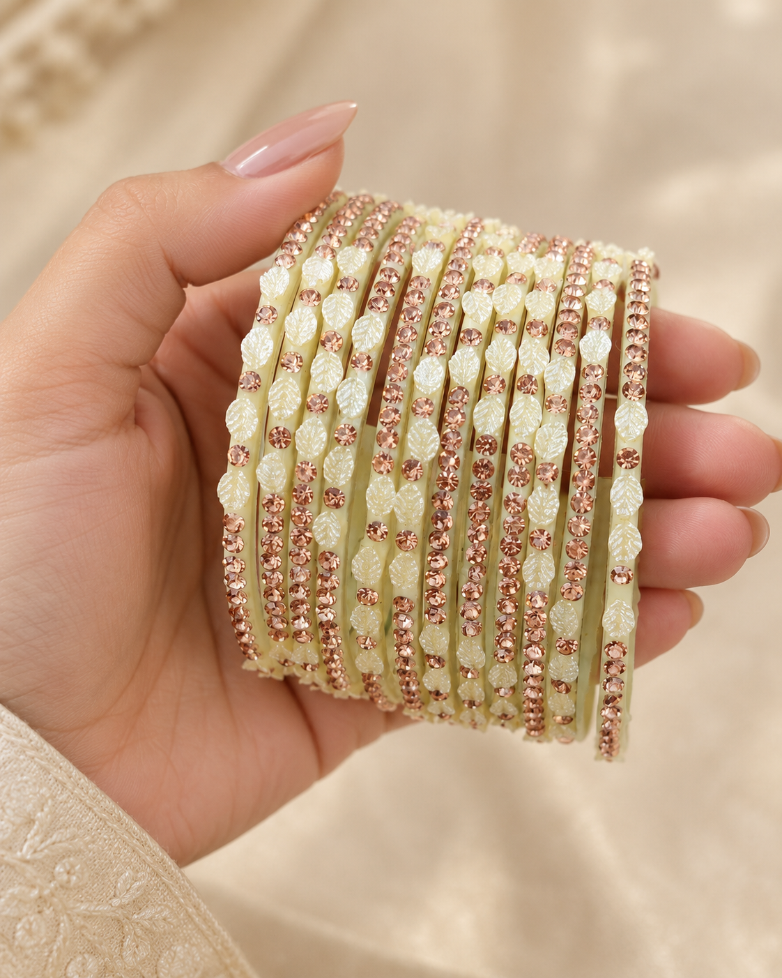 🍀Pearl Leaf Glass Bangle Set | Cream &-Gold Stone-Studded
