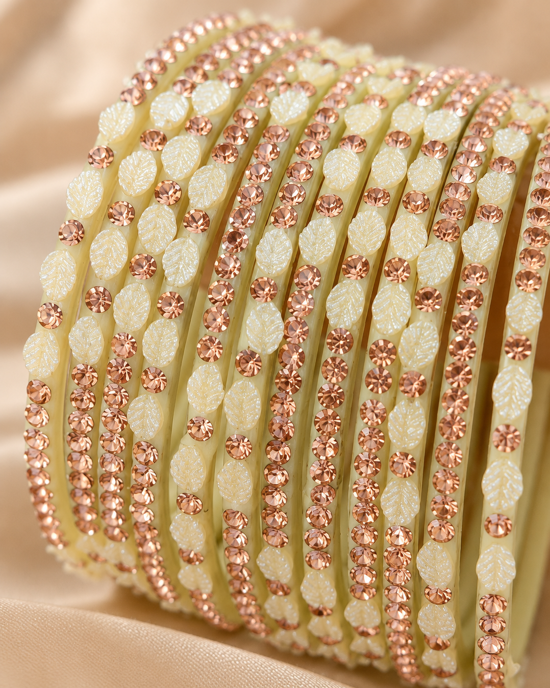 🍀Pearl Leaf Glass Bangle Set | Cream &-Gold Stone-Studded