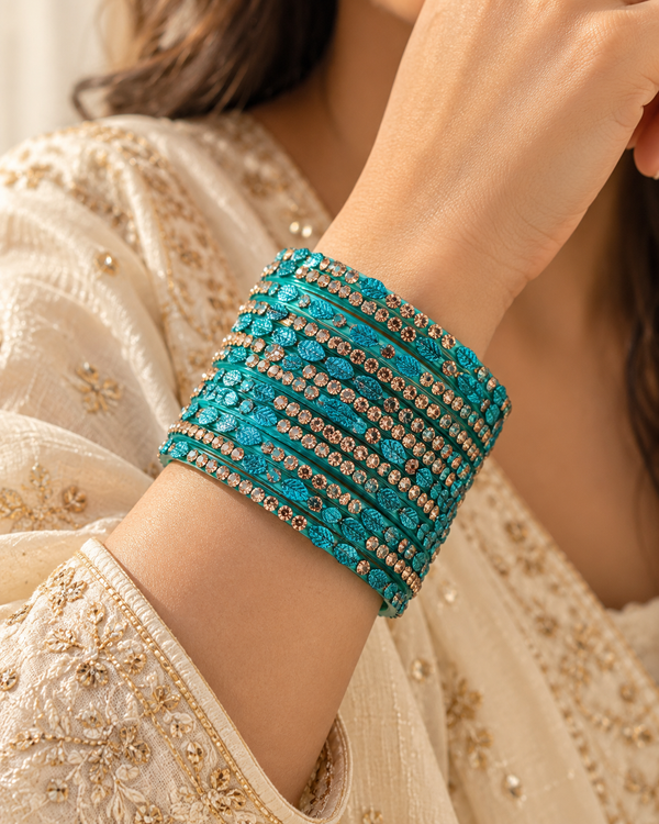 🍀Turquoise Bloom Leaf Glass Bangle Set | Stone-Studded Teal