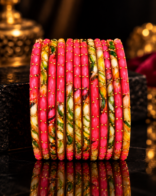 🌸 Pink Floral Glass Bangles – Multicolor Gold Beaded Set