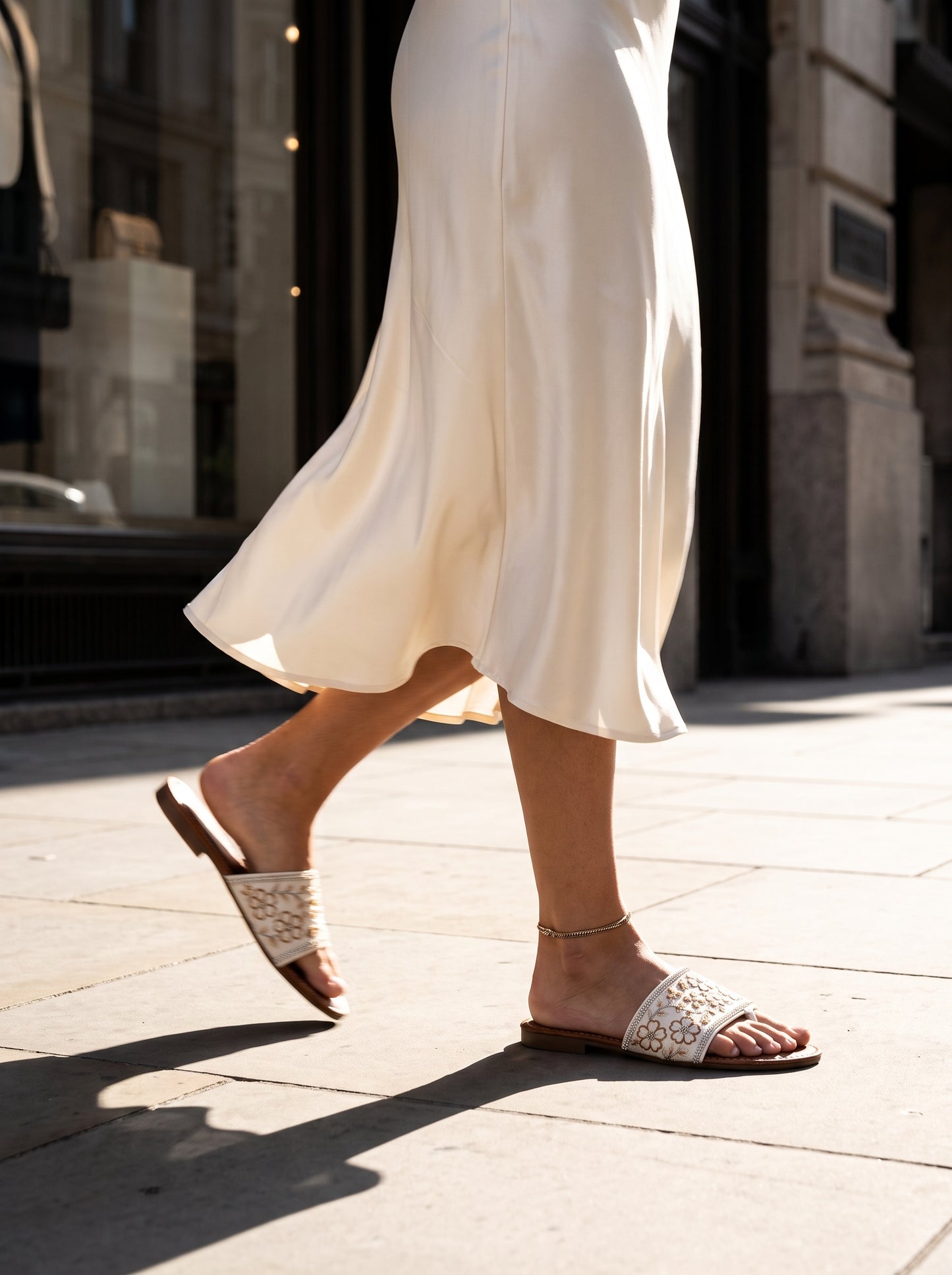 The Ivory Heirloom Sliders