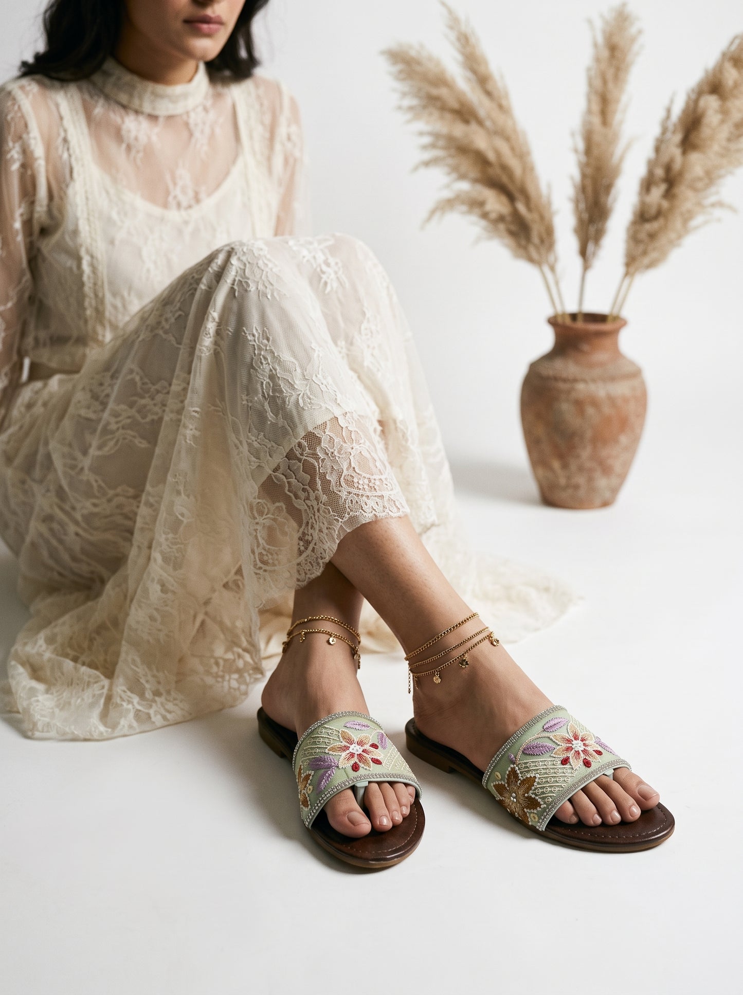 The Mint Gulbahar Sliders