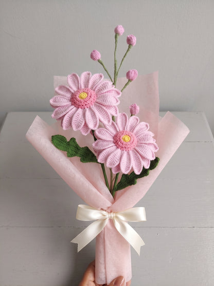 Blush Daisy Crochet Bouquet
